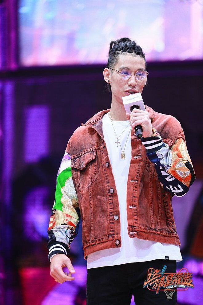  孟菲斯灰熊发布备战花絮，训练课后回应争议，CBA季后赛任务艰巨，临场指挥获称赞