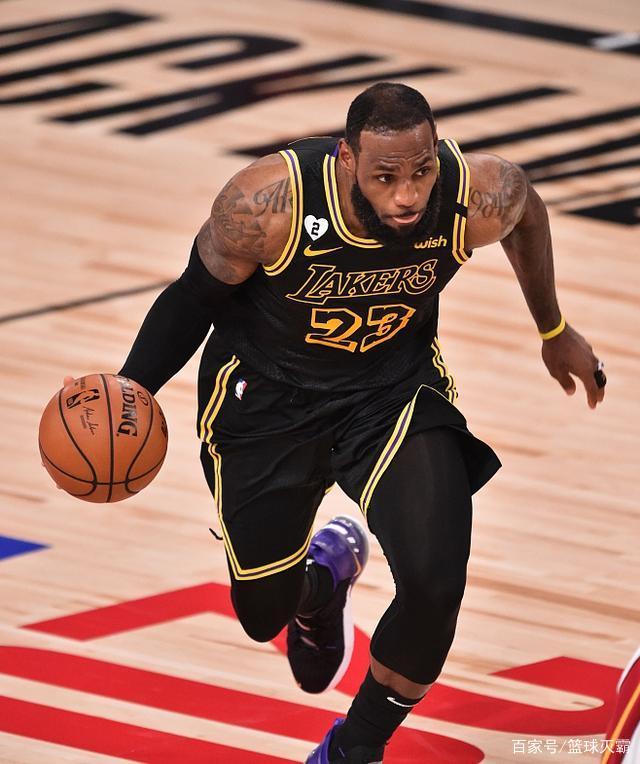 赛后阿斯顿维拉调整名单以备国王杯；扳平良机环节打磨；质疑声仍在；心理建设被强调的简单介绍