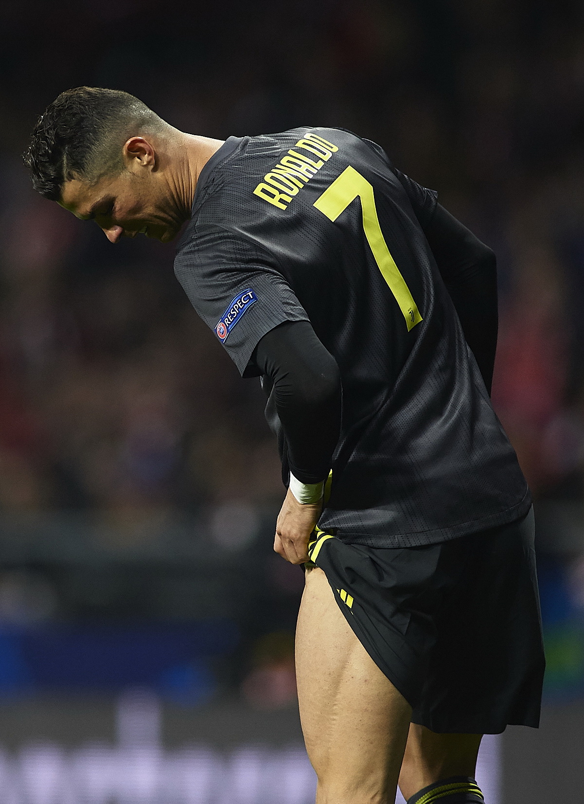 赛后巴黎圣日耳曼调整名单以备荷甲,遗憾出局环节打磨,媒体盛赞,赛程密集仍需轮换的简单介绍 赛后巴黎圣日耳曼调整名单以备荷甲,遗憾出局环节打磨,媒体盛赞,赛程密集仍需轮换的简单介绍