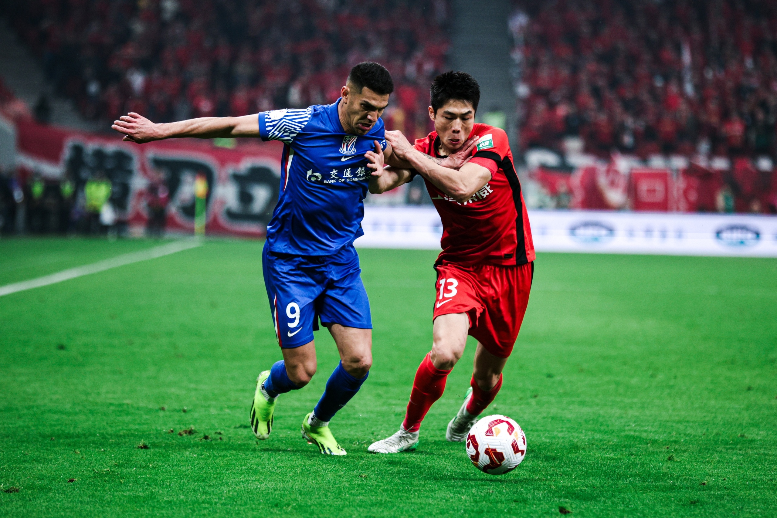  西甲赛程吃紧，上海申花窗口期遗憾出局，底气十足，轮换策略成焦点-爱游戏网站下载