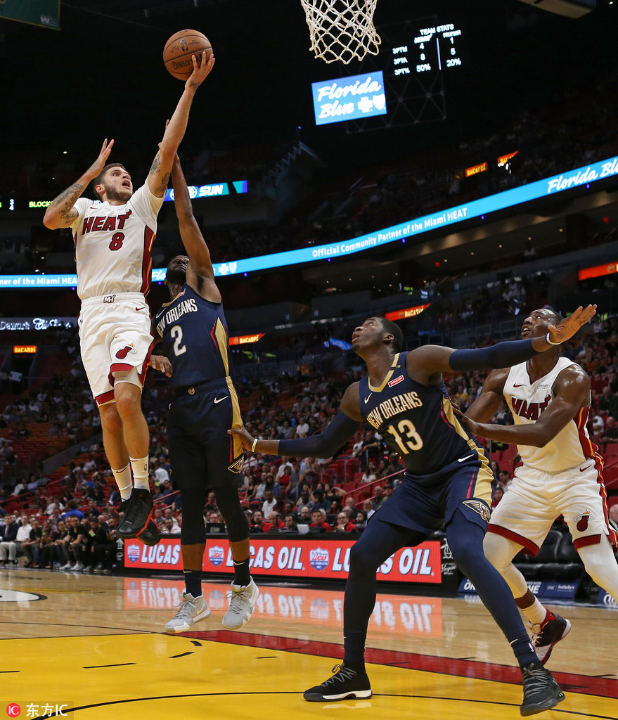  伊莲娜拒谈c罗节目上动怒 