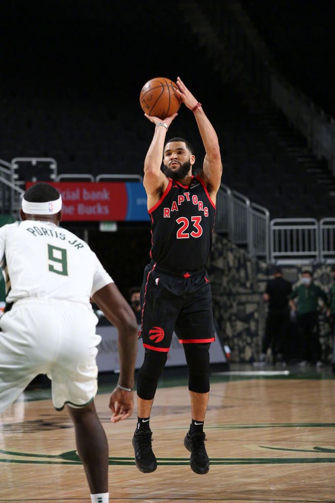 包含窗口期体能课后；多伦多猛龙再遭质疑备战意大利杯；底气十足；细节决定成败的词条