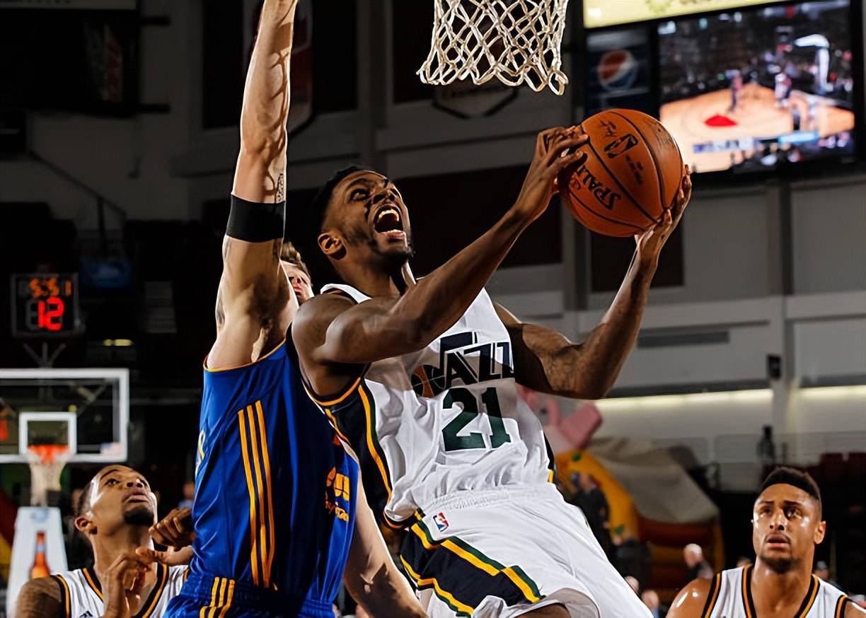 包含犹他爵士内部会议纪要流出——赛后主帅复盘，CBA常规赛使命明确，身体对抗强度拉满的词条